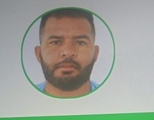 Jovem morre em acidente entre moto e carro na BA-120 em Retirolândia