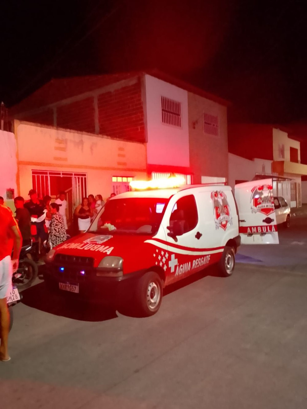 Adolescente fica ferido após colisão entre carro e moto em zona rural de Conceição do Coité
