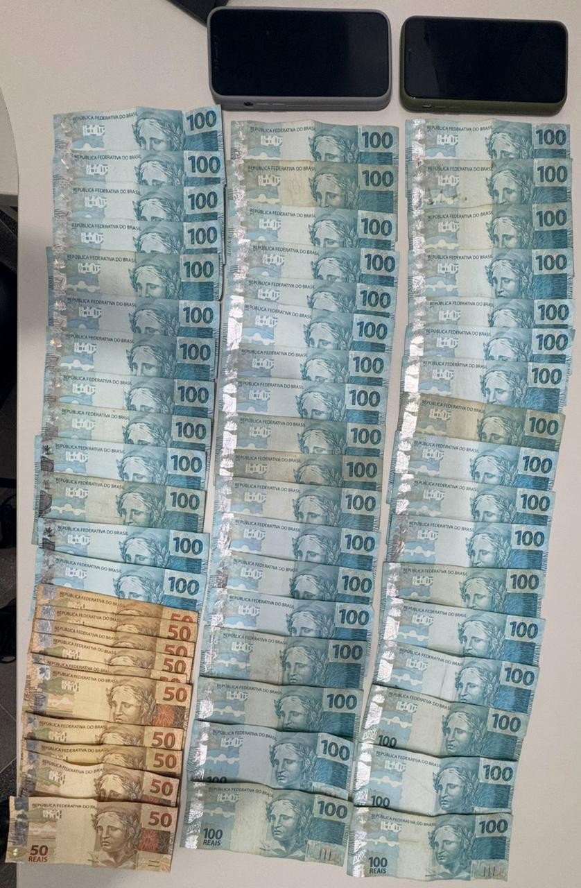 Coité: dono de loja de motos e amigo são presos após exigirem R$ 5,3 mil de vítima de furto supostamente planejado pela dupla