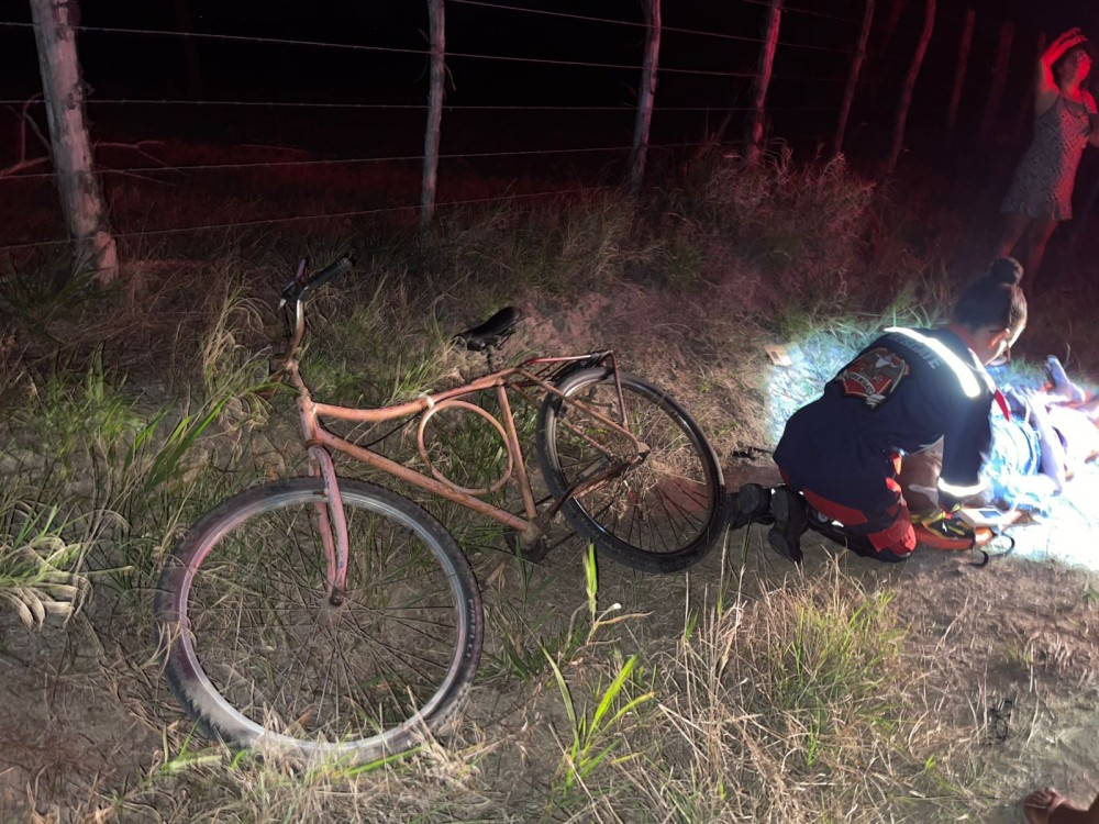 Idoso a bordo de bicicleta sofre fratura após ser atingido por moto na zona rural de Conceição do Coité