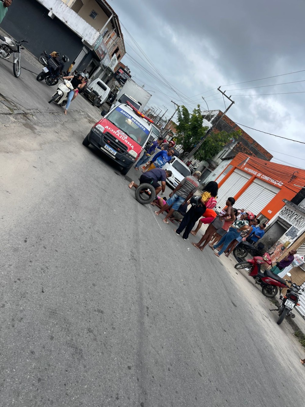 Duas cunhadas ficam feridas após colisão entre motos em Conceição do Coité