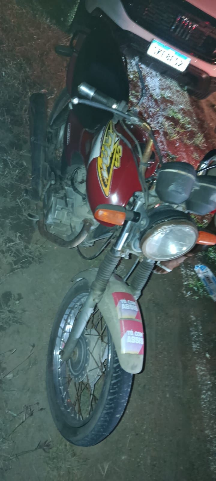 Motociclista fica ferido após cair ao tentar passar em quebra-molas na BA-120 em Conceição do Coité