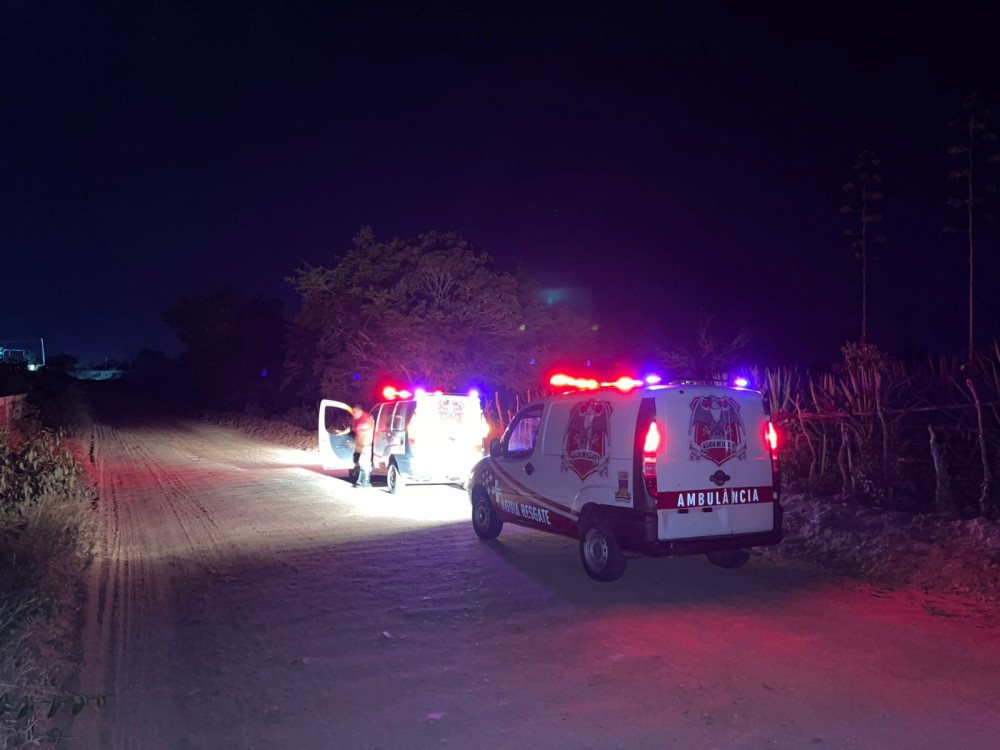 Motociclista passa direto em curva e fica ferido em estrada vicinal de Conceição do Coité