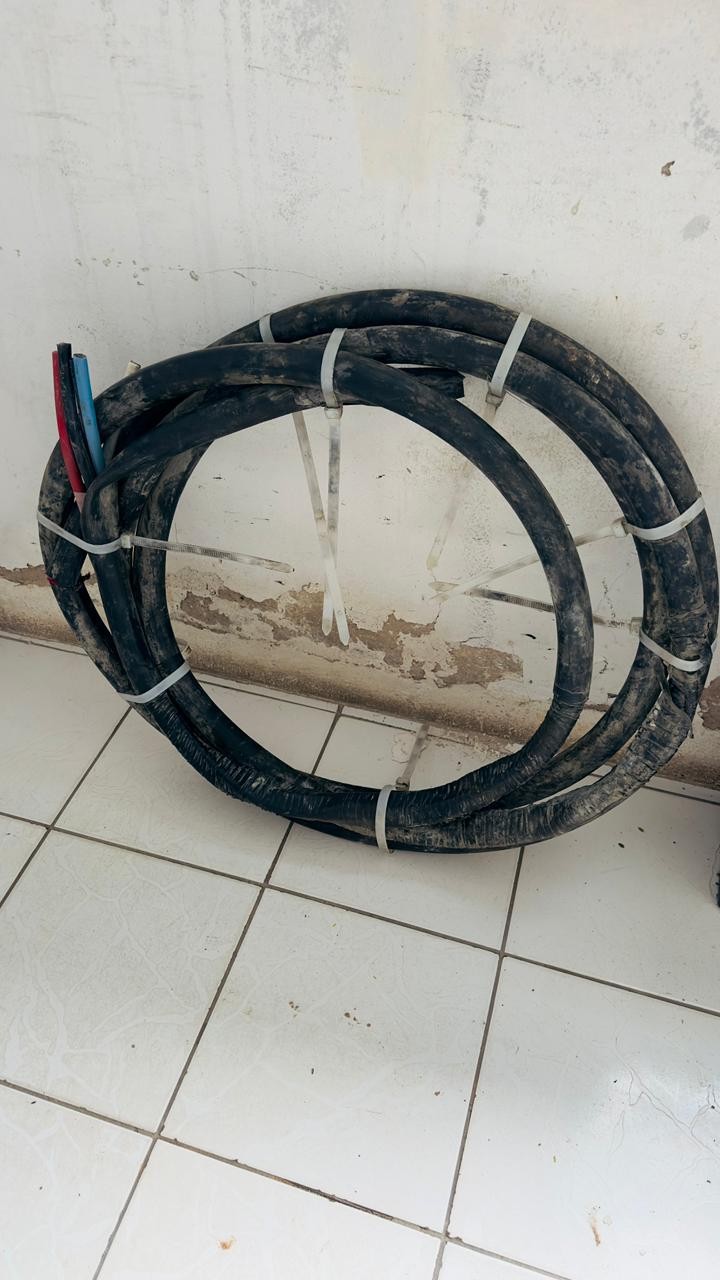Funcionário de mineradora furta cerca de 30 quilos de cabos de cobre, esconde material e, ao retornar para buscar, acaba preso em Teofilândia