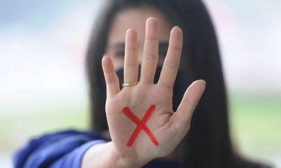 Após cobrar pensão, mulher diz ter sido agredida e ameaçada pelo ex em Conceição do Coité