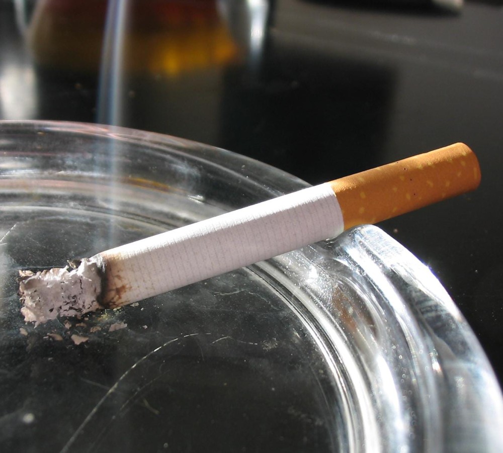 Por causa de um cigarro, homem é atacado com faca após dizer que não fumava em Biritinga