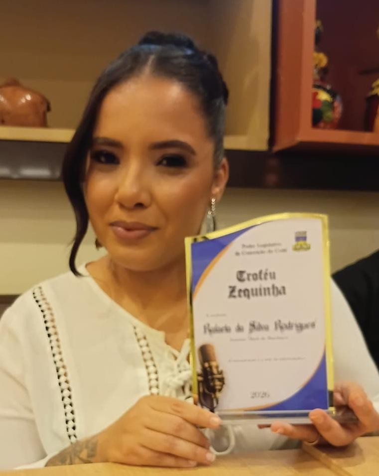 Troféu Zequinha: jornalista Rafaela Rodrigues é homenageada ao lado de referências históricas da comunicação em Conceição do Coité
