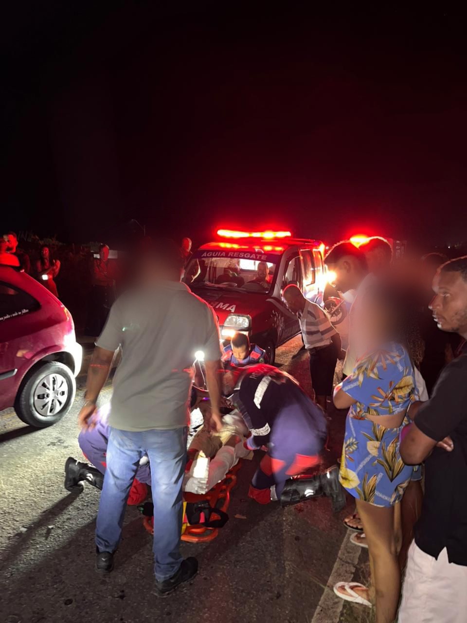 Colisão frontal entre dois carros deixa dois homens feridos na BA-120, entre Coité e Retirolândia; uma das vítimas teve fratura no fêmur