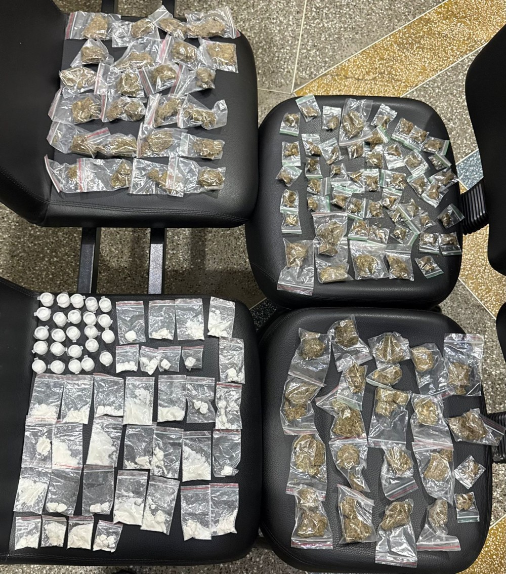 PM apreende mais de 160 porções de drogas durante operação em Valente