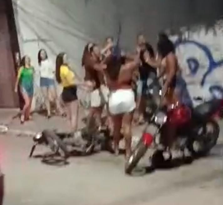 Após confusão no Centro de Coité, mulher tem fratura no crânio confirmada, mas retoma a consciência. Saiba mais!
