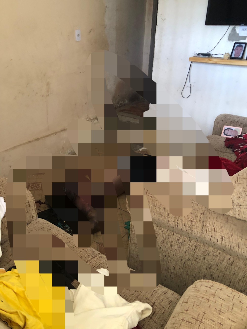 Corpo em estado de decomposição é encontrado dentro de residência no bairro dos Barreiros em Conceição do Coité