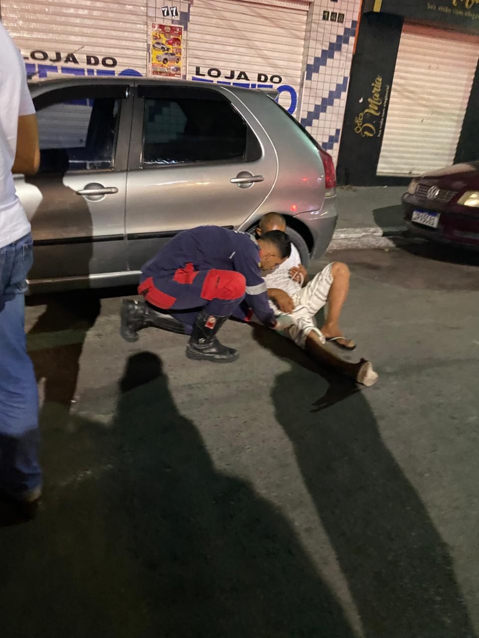 Suposto atropelamento deixa jovem ferido no centro de Conceição do Coité