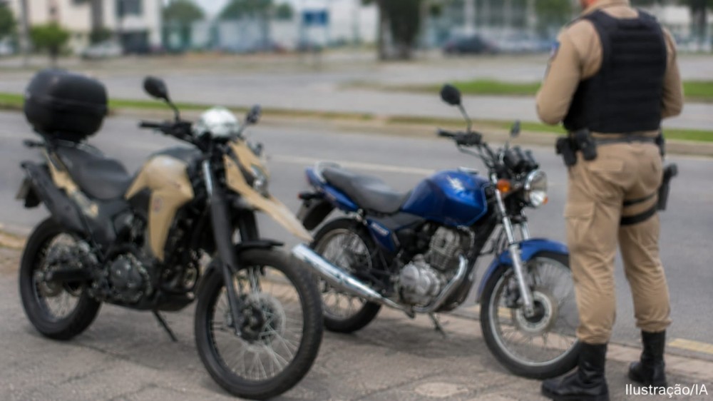 Coité: motocicleta sem placa, com escapamento adulterado e numeração suprimida é apreendida na zona rural