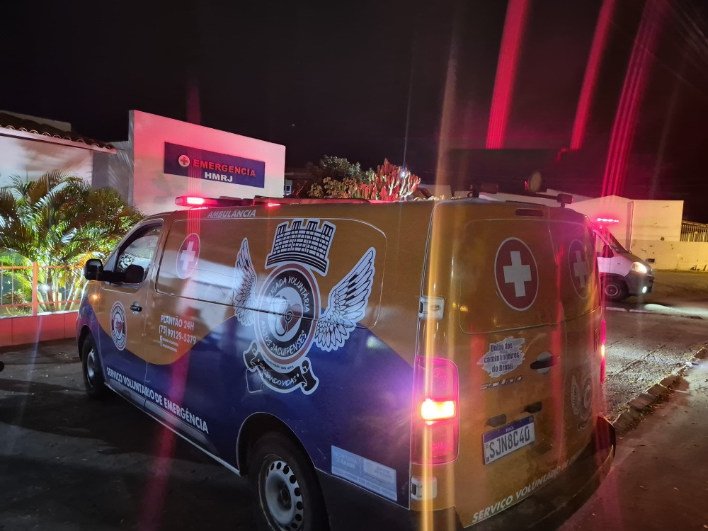 Motociclista colide contra cerca de arame e sofre suspeita de traumatismo cranioencefálico em Riachão do Jacuípe