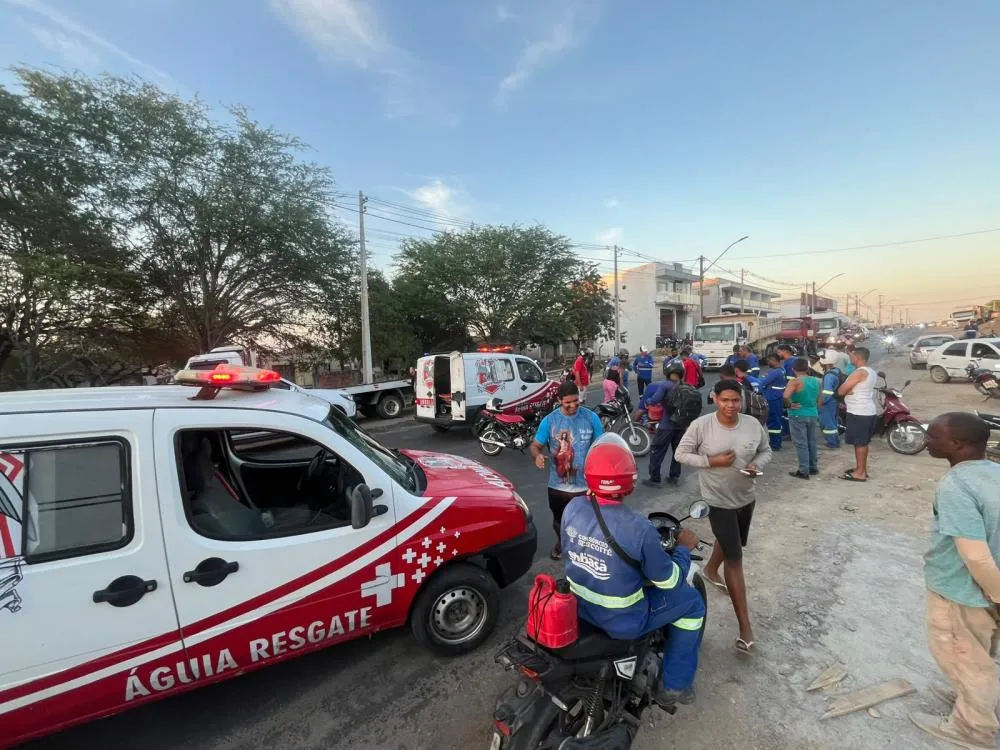 Coité: Colisão entre duas motos deixa dois homens feridos na BA-409, próximo ao bairro Olhos d’Água