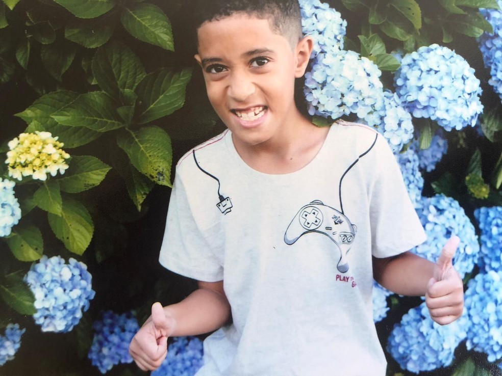 Corpo de menino desaparecido por mais de 3 anos em Itiúba é enterrado: 'tinha esperanças de encontrar meu filho vivo', lamenta mãe