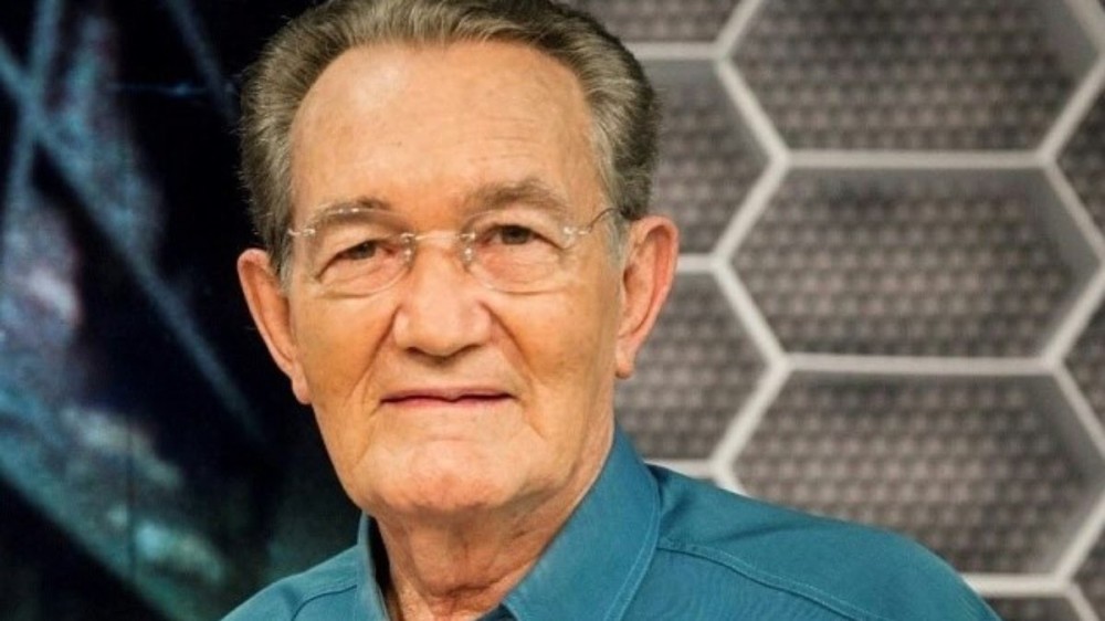 Jornalista Léo Batista morre aos 92 anos
