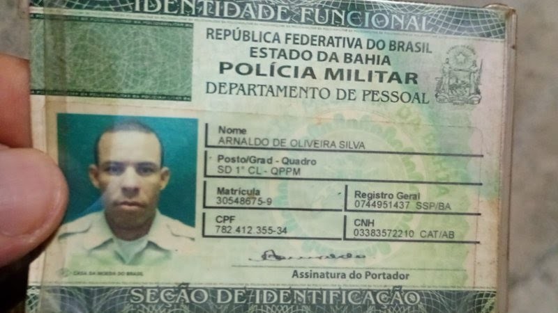 Policial Militar, lotado no Comando Geral, é morto a tiros por assaltante em Salvador.