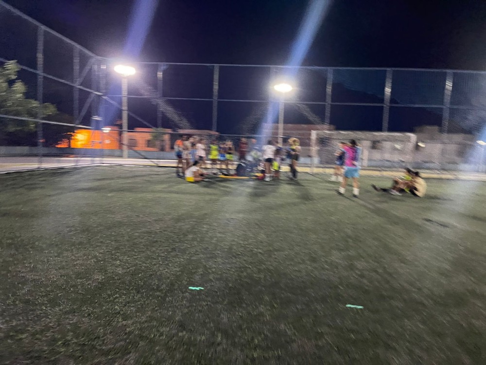 Mulher sofre suspeita de fratura na coluna após cair e perder os movimentos durante partida de futebol em Conceição do Coité