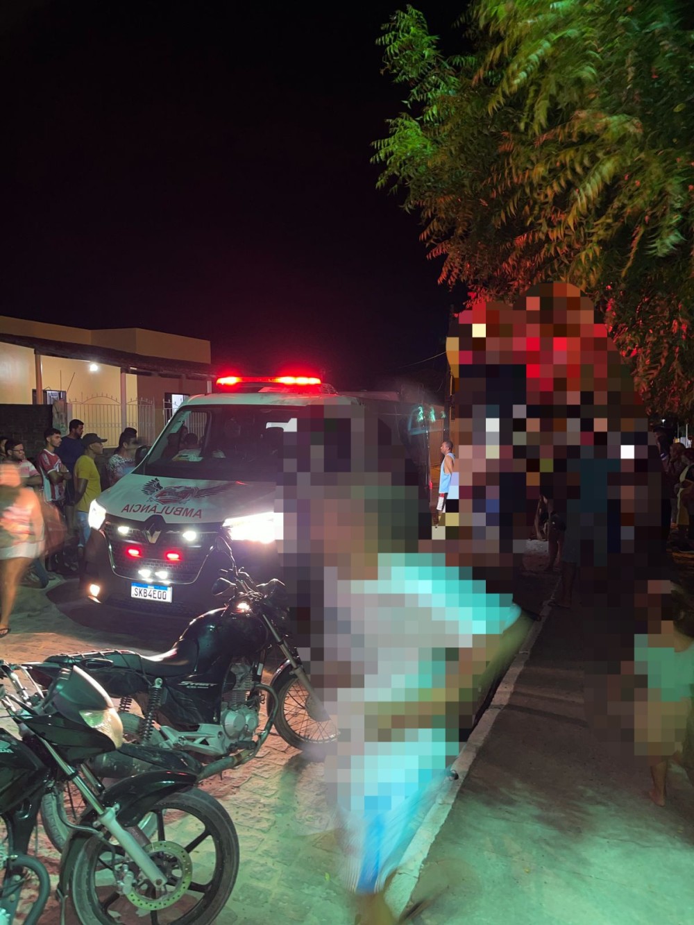 Homens ficam feridos após colisão entre motos na zona rural de Conceição do Coité