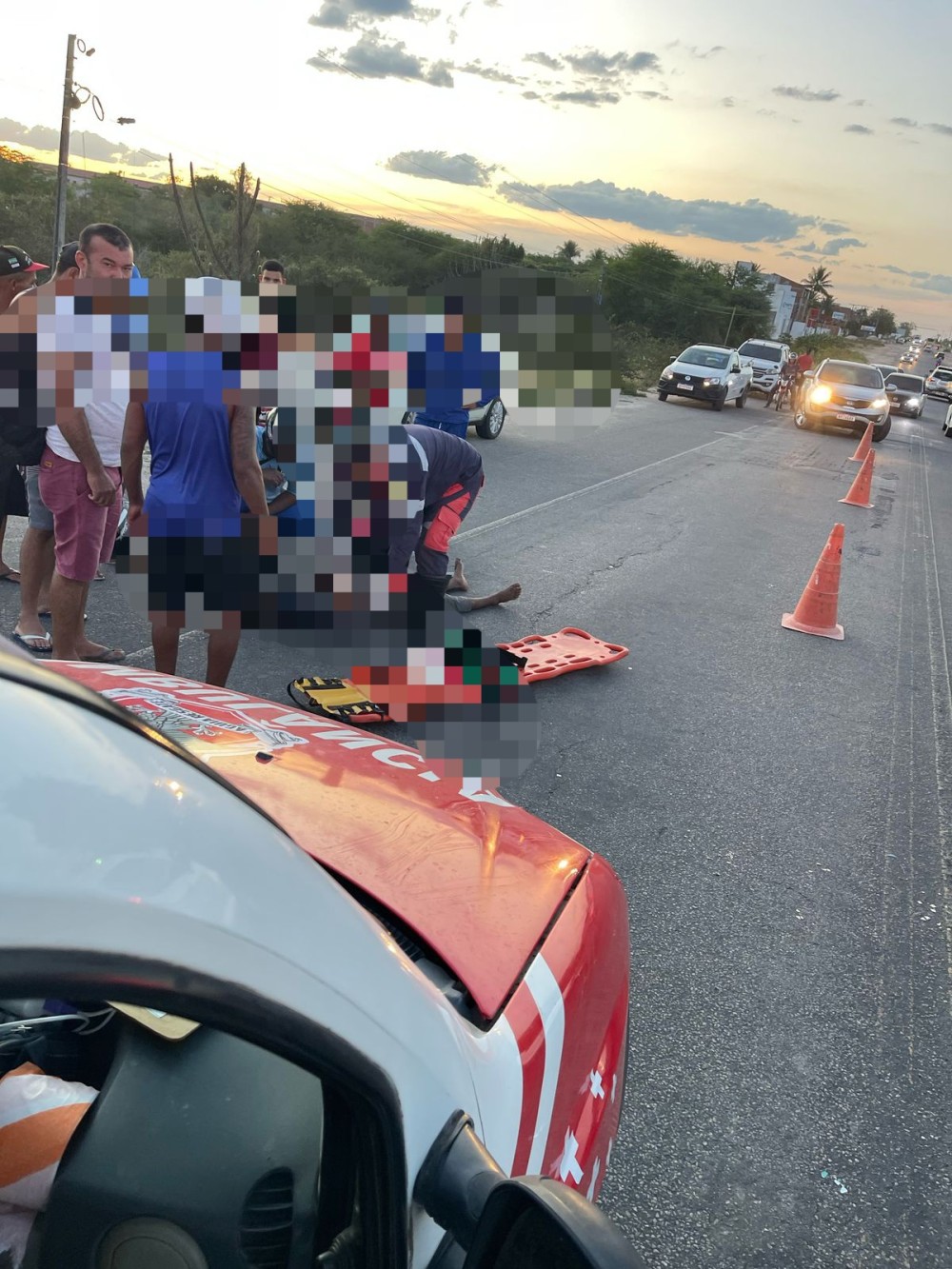 Colisão entre motos deixa dois jovens feridos em Conceição do Coité