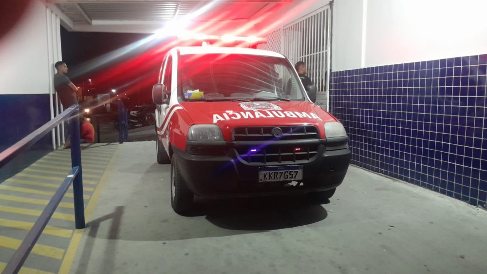 Jovem fica ferida após perder controle de motocicleta e cair na BA 409 em Conceição do Coité