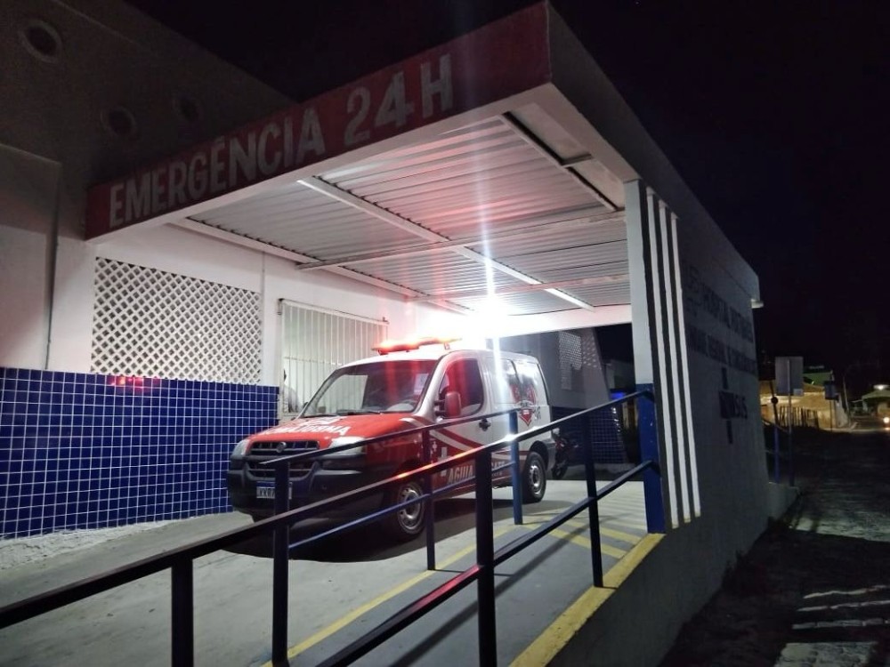 Homens são esfaqueados em bar na zona rural de Conceição do Coité; uma das vítimas tentava separar briga e o estado de saúde é grave