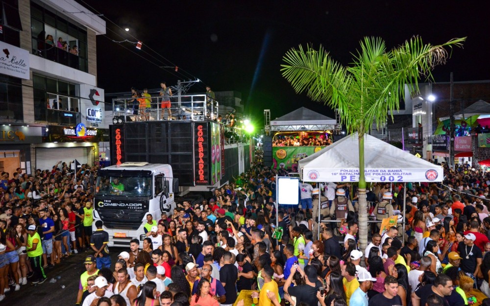 Primeiro dia da Coité Folia transcorre com paz e tranquilidade; PM, Polícia Civil e GCM não registram ocorrências graves