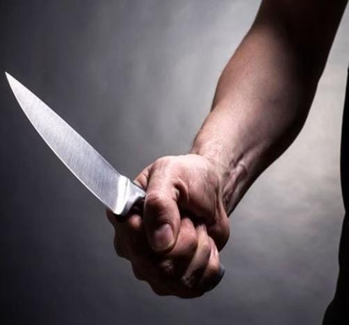 Homens vão parar na delegacia após troca de ameaças com faca em Serrinha