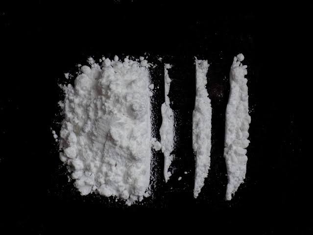 Homem é preso por tráfico de drogas no bairro Açudinho, em Conceição do Coité