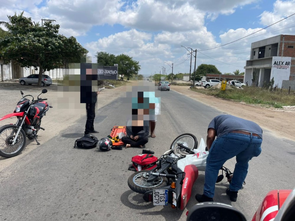 Motociclista sofre acidente ao passar por quebra-molas na BA-120 em Conceição do Coité